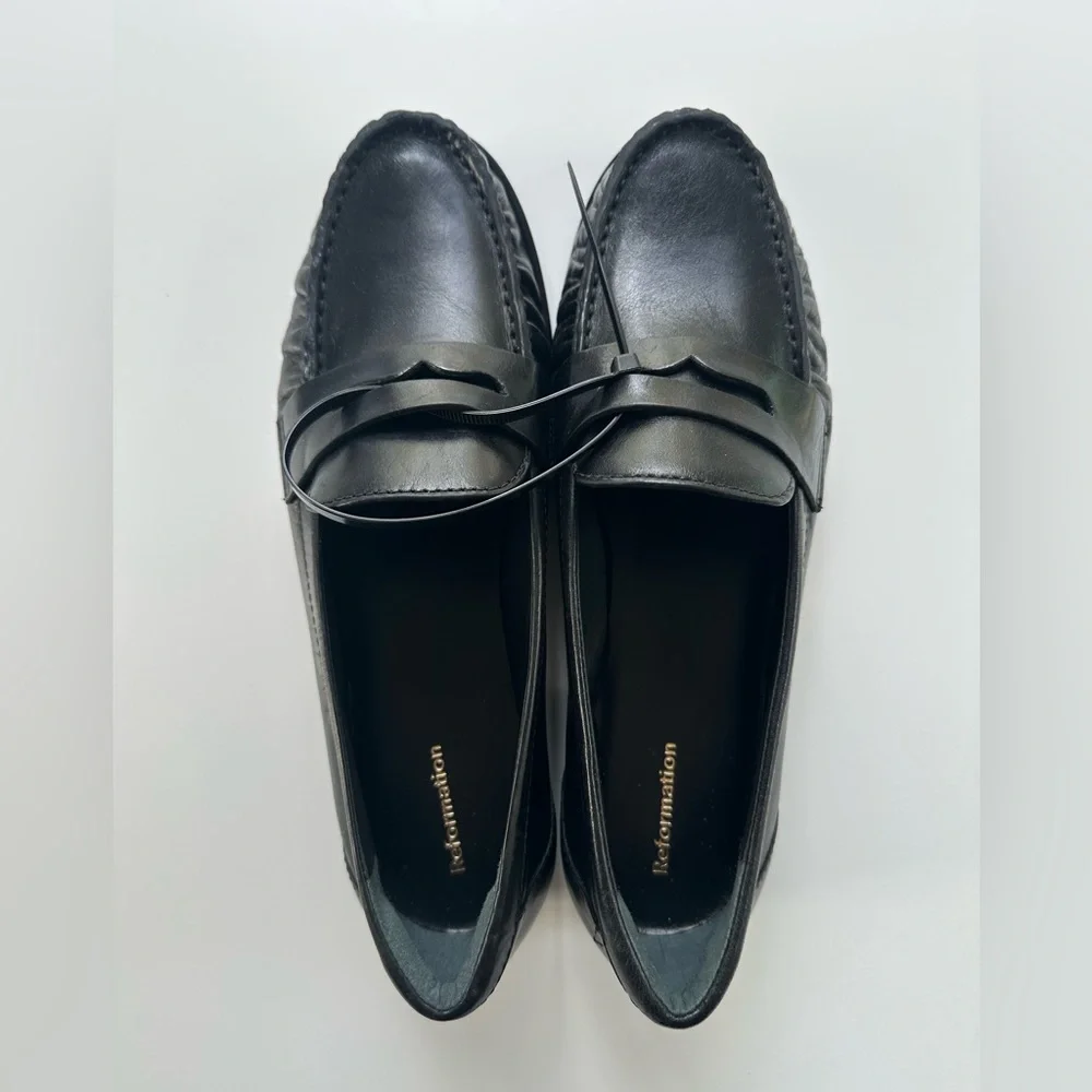 Reformation Ani Loafer in Black, Size 8, NWT - Picture 7 of 8